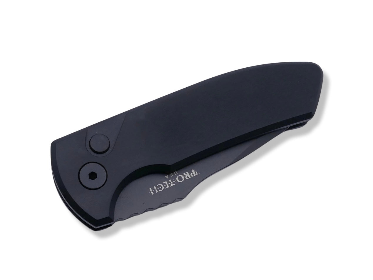 Short Bladed Rockeye - Smooth Black Handle, Black S35VN Blade